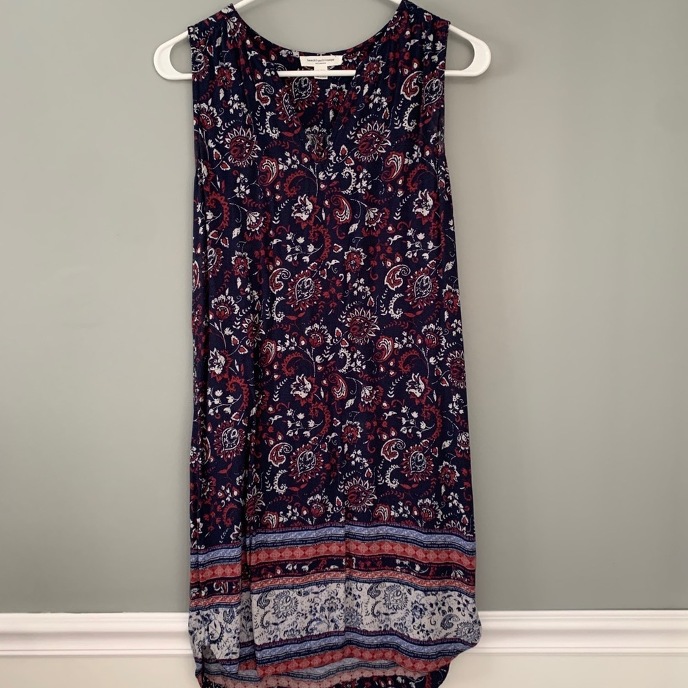 Sleeveless dress